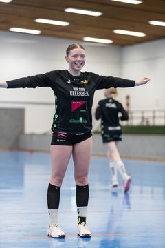 Bild 190 - wBJ TSV Ellerbek - TSV Uetersen : Ergebnis: 15:10